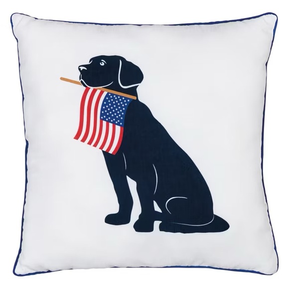 KIRKTON HOUSE Americana Patriotic Dog Pillow - Picture 1 of 2